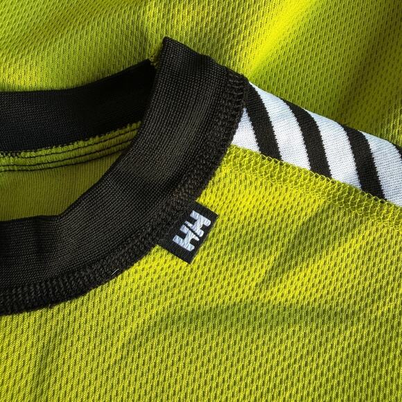 Helly Hansen Base Layer Shirt Youth Small Yellow Lifa Long Sleeve Crewneck - Picture 3 of 8